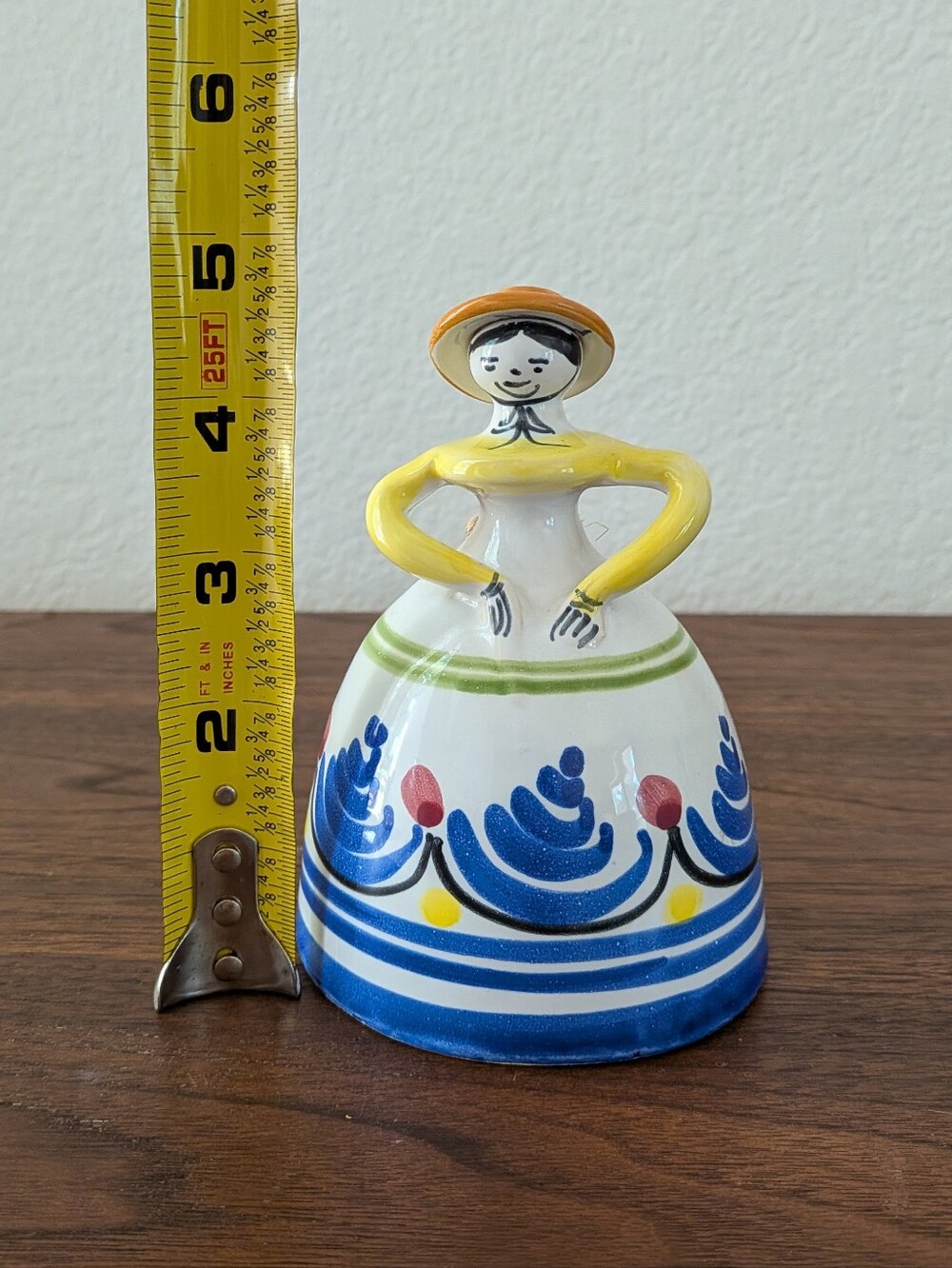 Vintage Ceramic Hand Painted Pottery Bell Lady w/ Hat Spanish Folk Art - Picture 10 of 11